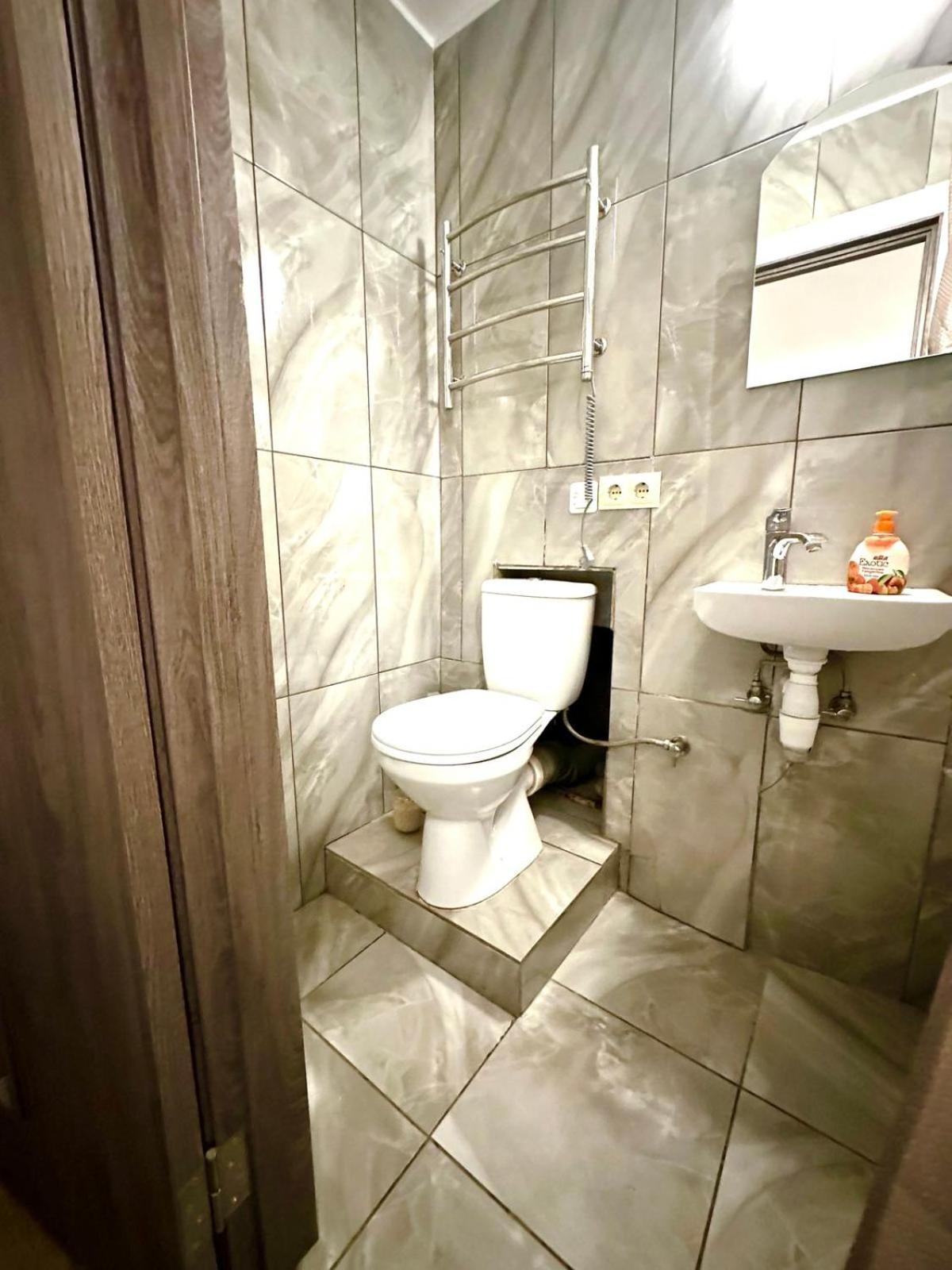 Личаківська 4 Apartment Lviv Ngoại thất bức ảnh